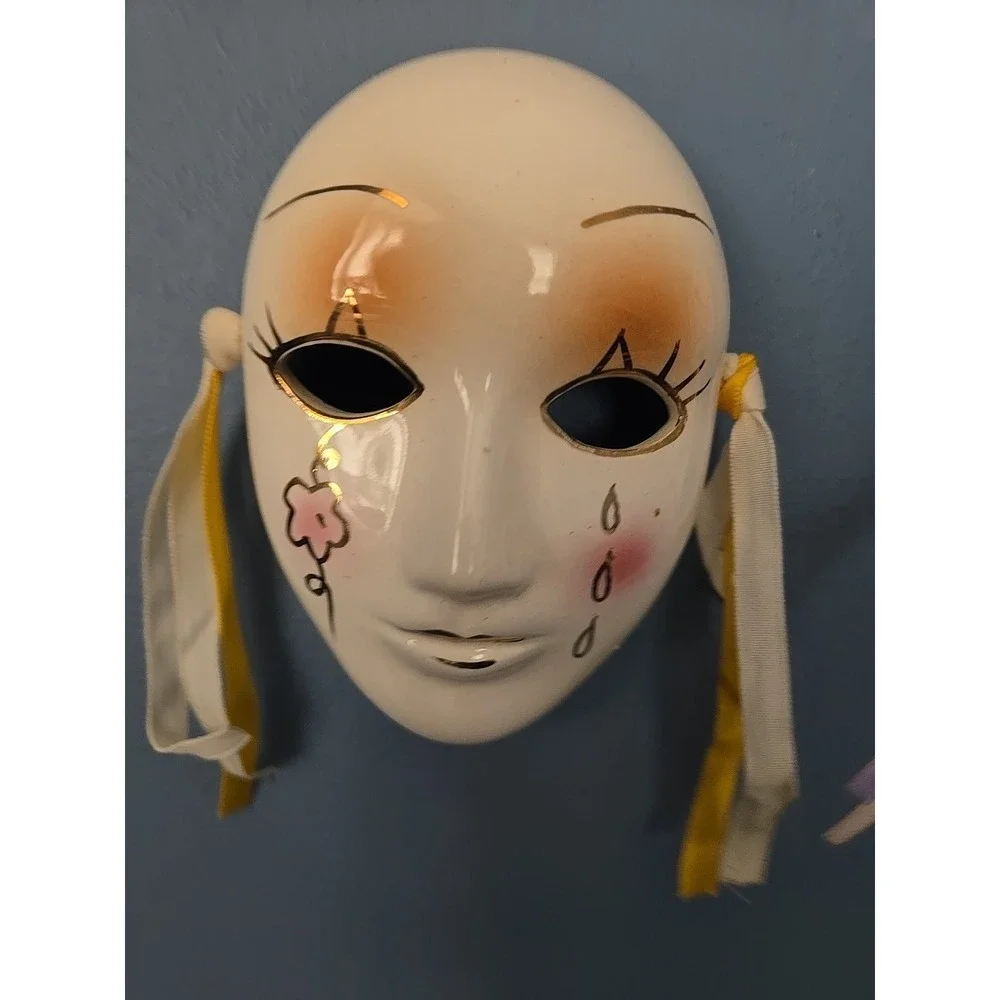 Ceramic Porcelaine Handpainted Face Mask Mardi Gras Venetian Wall Decor Orleans